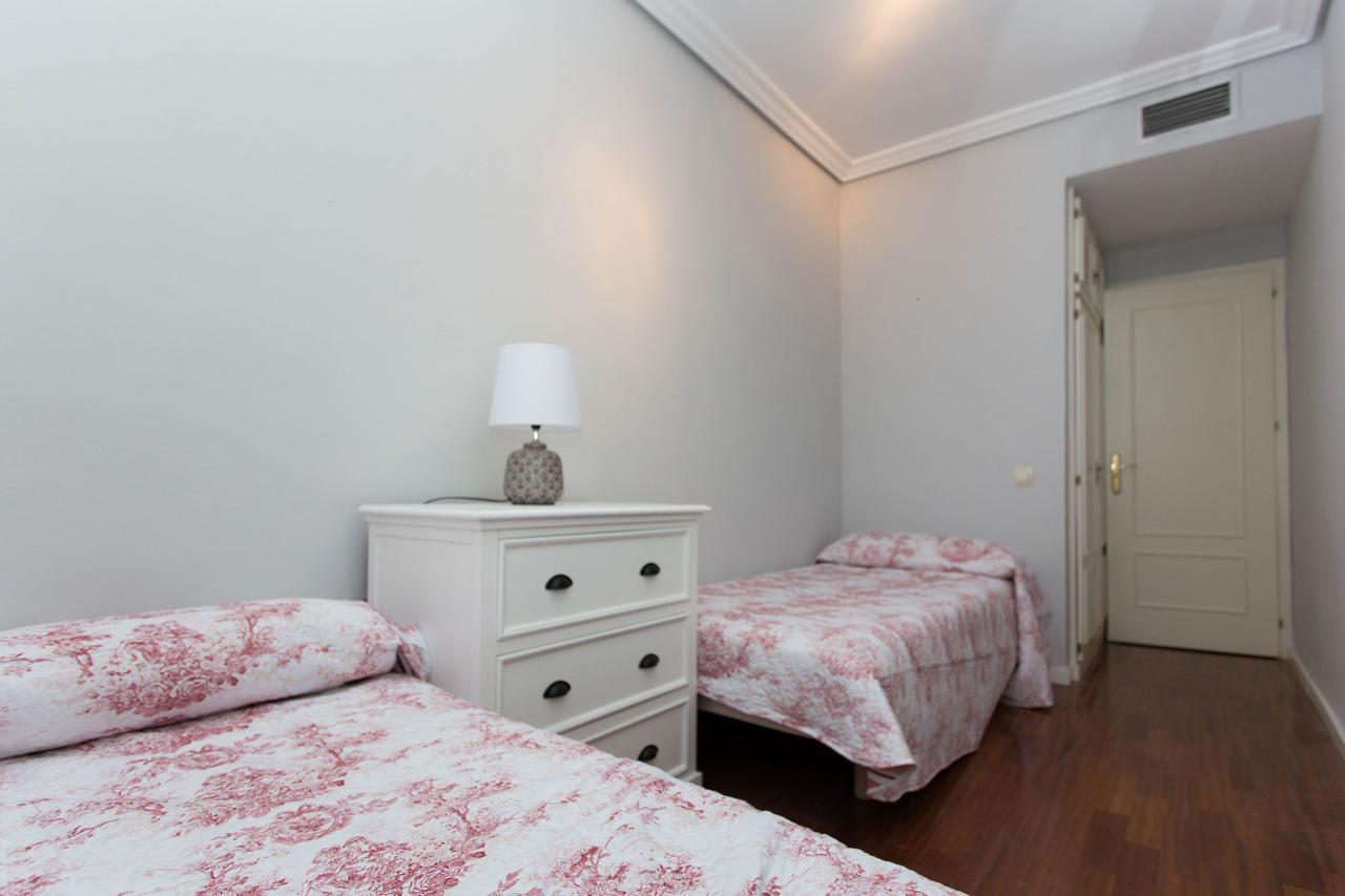 Svq Apartments - Patio Santa Cruz Севиля Екстериор снимка